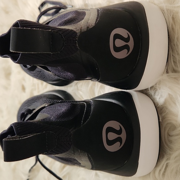 Lululemon Chargefeel Mid Womens Workout Shoe In Black/Anchor/White Size 9.5 - Picture 14 of 17